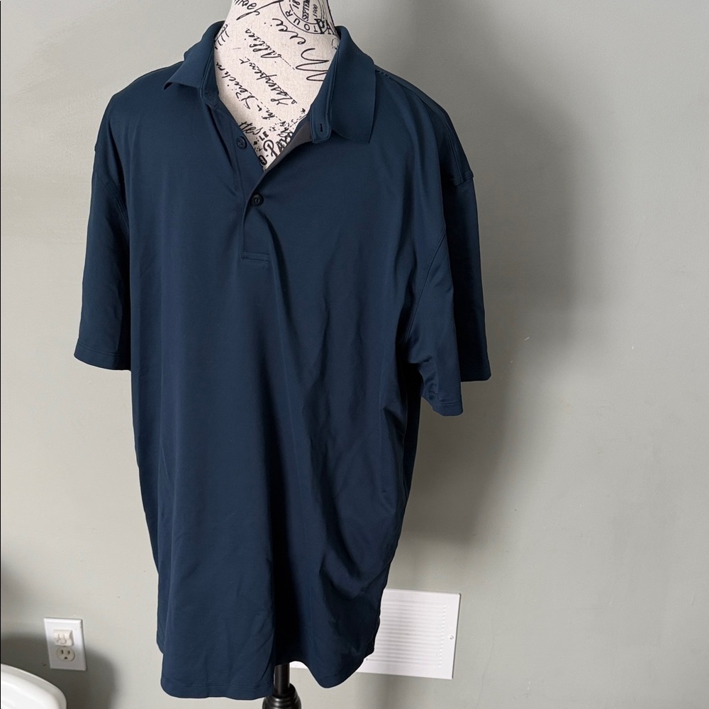 Lululemon Men's Fitted Polo in Deep Navy Blue